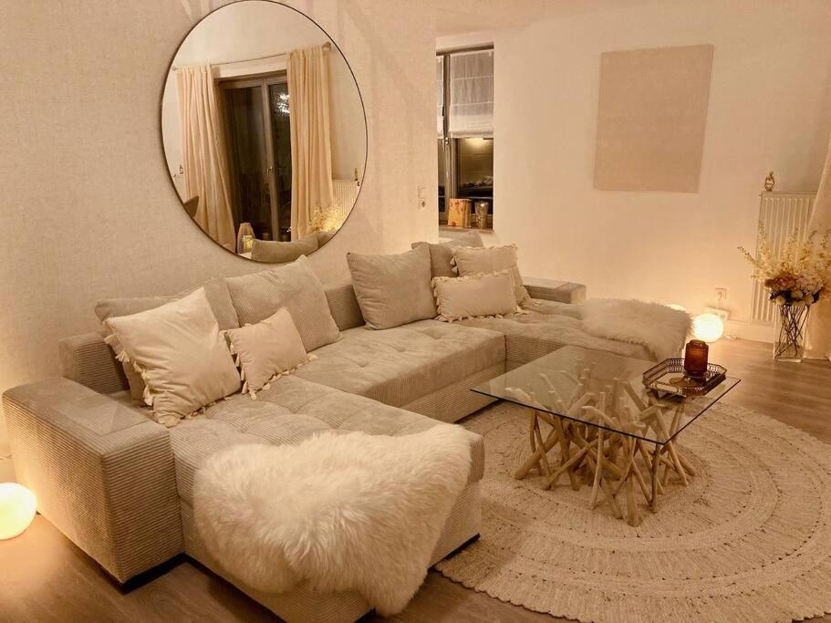 Amalfi Home - Stylish Apartment With Terrace Schönefeld Екстериор снимка