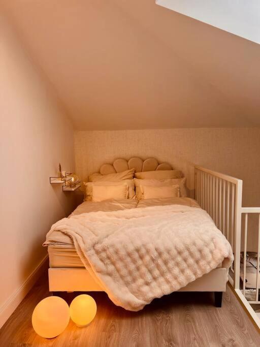 Amalfi Home - Stylish Apartment With Terrace Schönefeld Екстериор снимка